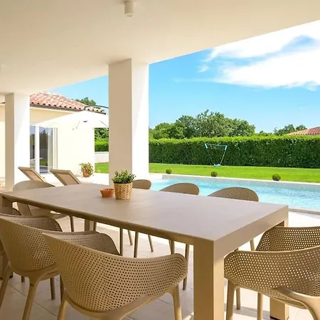 Maja By Istrialux Βίλα