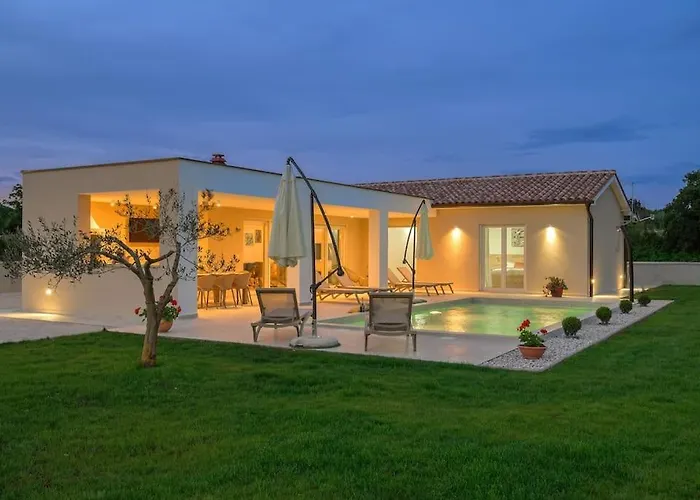 Maja By Istrialux Villa